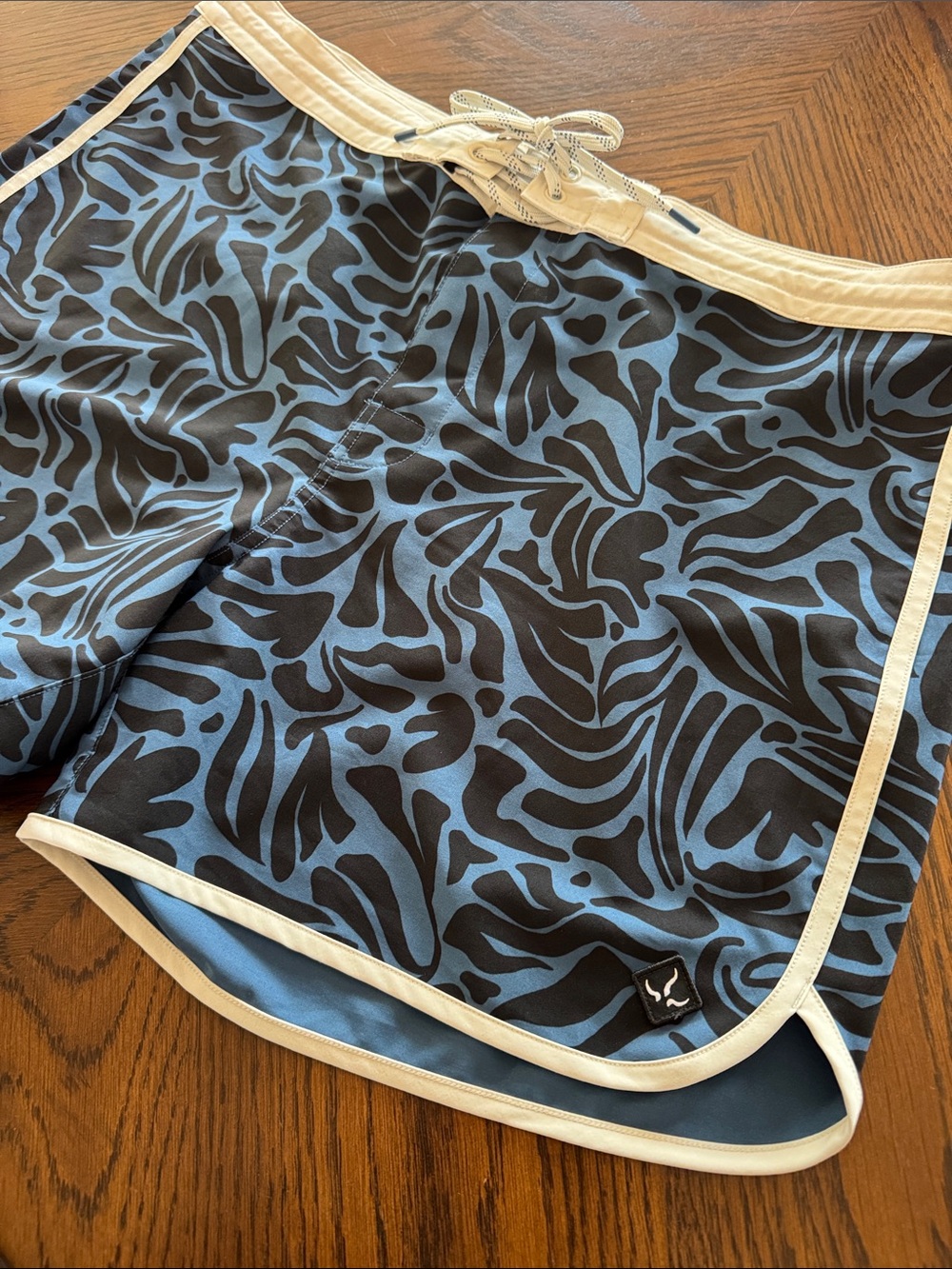 Prana Board Shorts - Women’s L